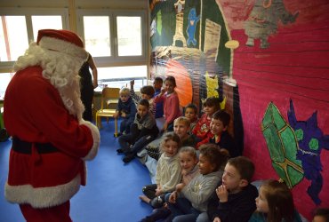 PÈRE NOËL DANS LES ÉCOLES ET ACCUEILS DE LOISIRS